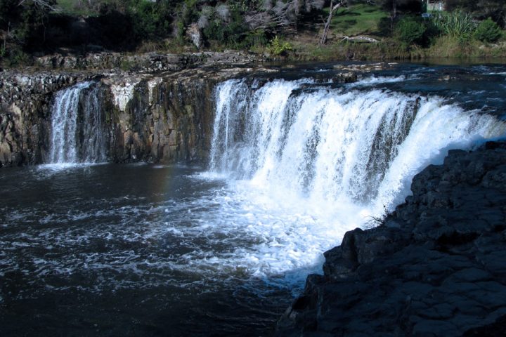 Haruru Falls